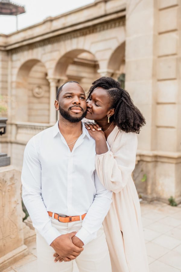 Ciutadella Park couple photoshoot