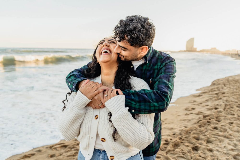 Proposal Photographer Engagement beach Barcelona