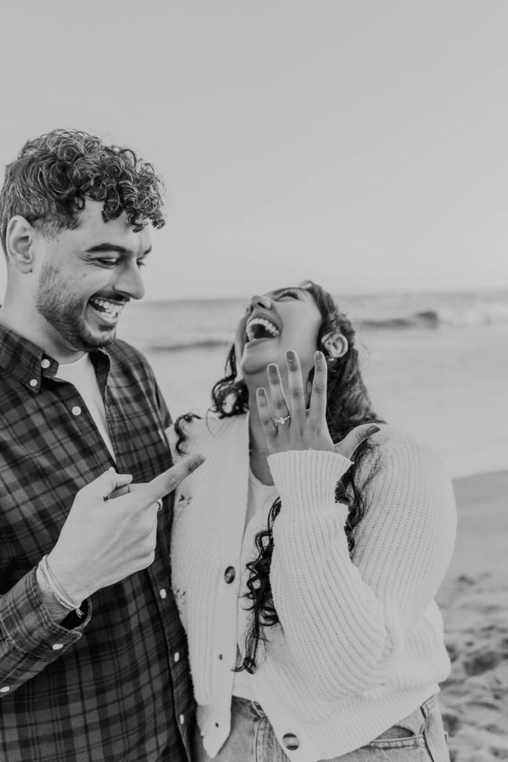 Proposal Photographer Engagement beach Barcelona