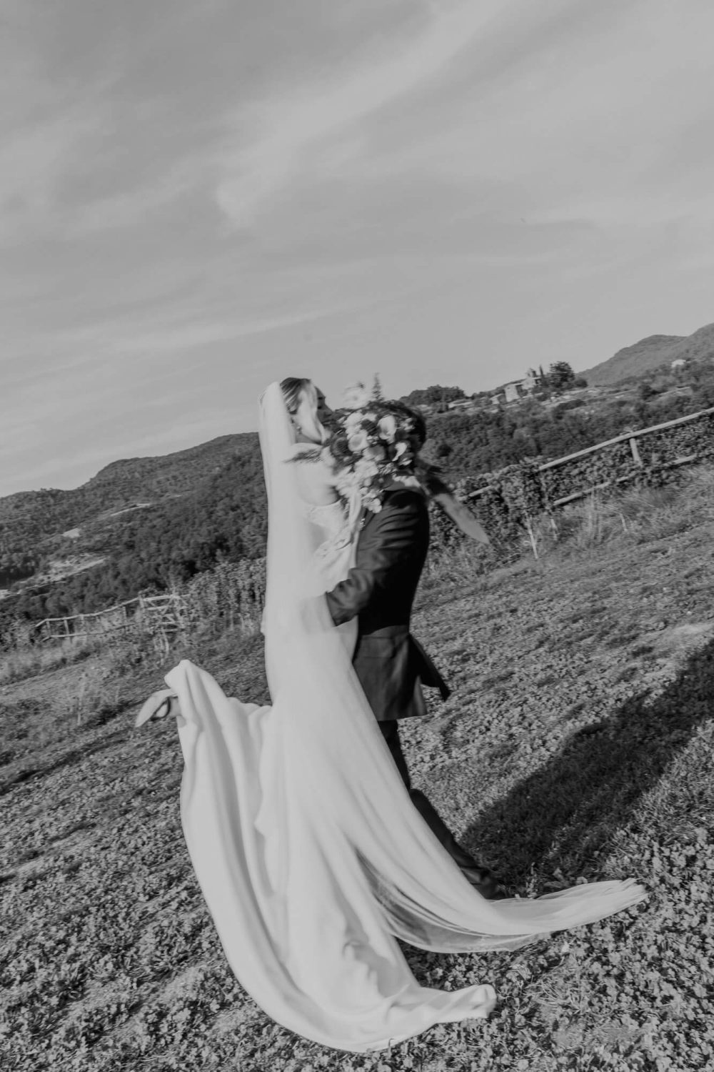 Candid Vintage Retro Wedding Barcelona