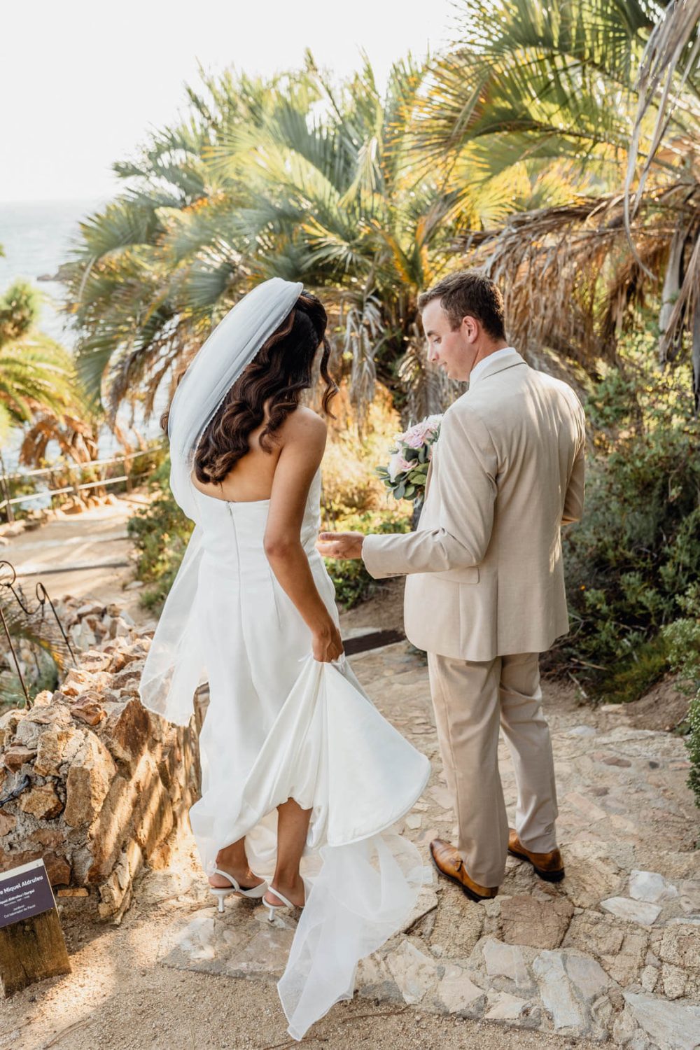 Wedding Photographer Barcelona Marimurtra Garden